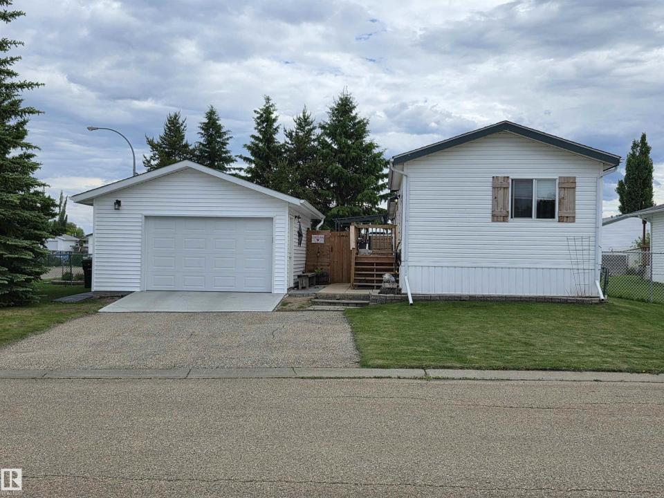 3400 48 STREET, Stony Plain, Alberta T7Z 1S1, Canadá