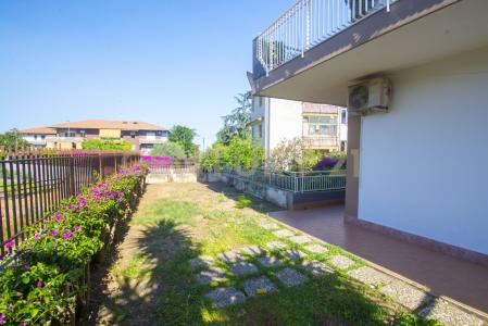 Via Elio Vittorini, Aci Castello, Sicilia 95021, Italien