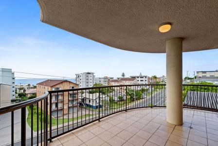 5/25 Moreton Parade, Kings Beach, QLD 4551, Australia