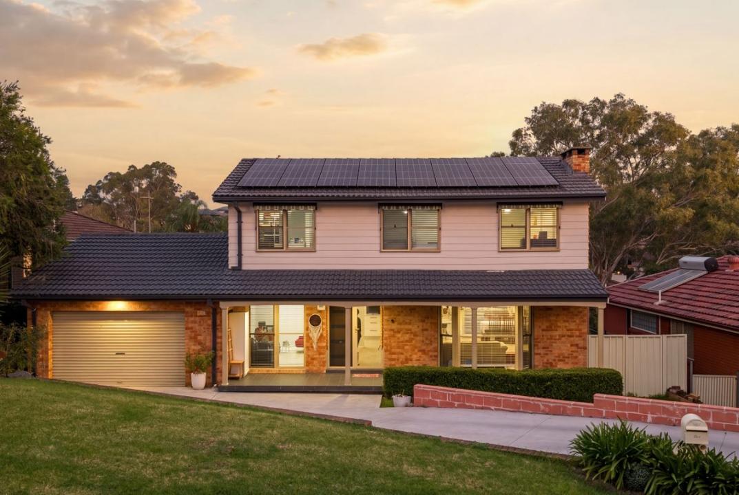 5 Warragamba Crescent, Leumeah, NSW 2560, Australia
