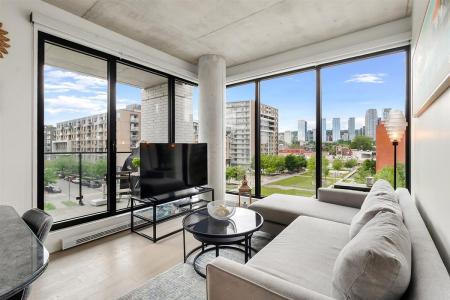 1552  Rue des Bassins, Montréal (Le Sud-Ouest), Quebec H3C 0Z3, Canada