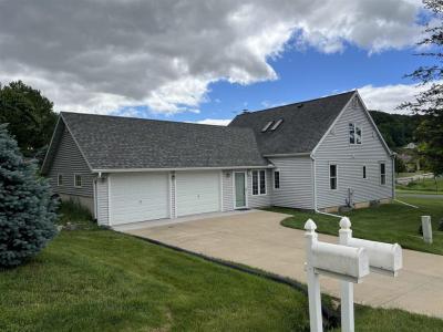 1360 W Seminary St , Richland Center, Wisconsin 53581, USA