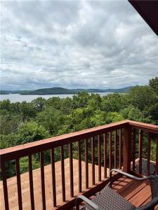 1217 CR 113, Eureka Springs, Arkansas 72631, USA