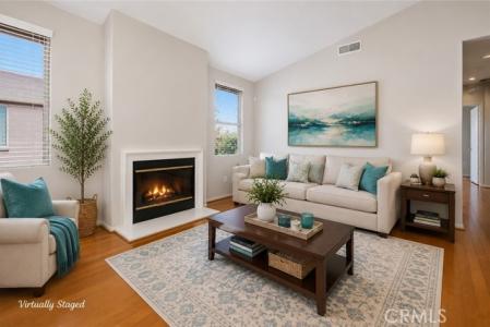 709 Solvay Aisle, Irvine, California 92606, USA