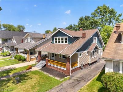 2223 Carabel Avenue, Lakewood, Ohio 44107, États-Unis
