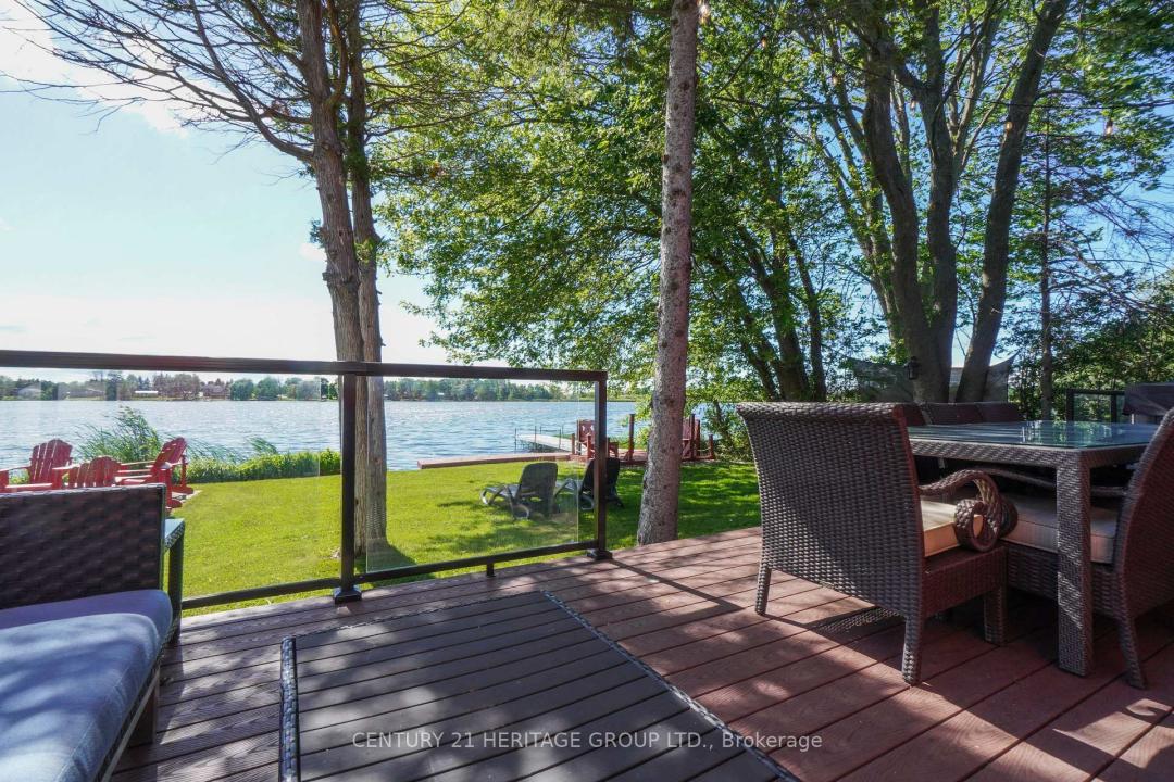 133 OAKDENE CRESCENT, Kawartha Lakes, Ontario L9L 1B6, Canada