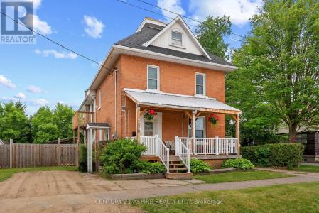 296 FIRST AVENUE NORTH, Pembroke, Ontario K8A 5C2, Canadá