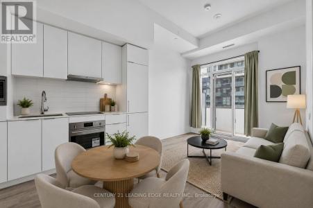 7 GOLDEN LION HEIGHTS, Toronto (newtonbrook East), Онтарио M2M 0C1, Канада