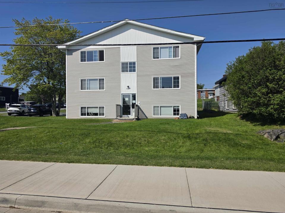 181 EVANS AVENUE, 핼리팩스, 노바스코샤주 B3M 1C8, 캐나다