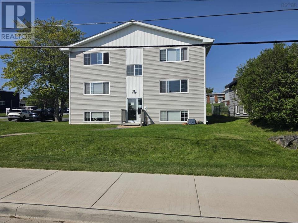 181 EVANS AVENUE, 핼리팩스, 노바스코샤주 B3M 1C8, 캐나다