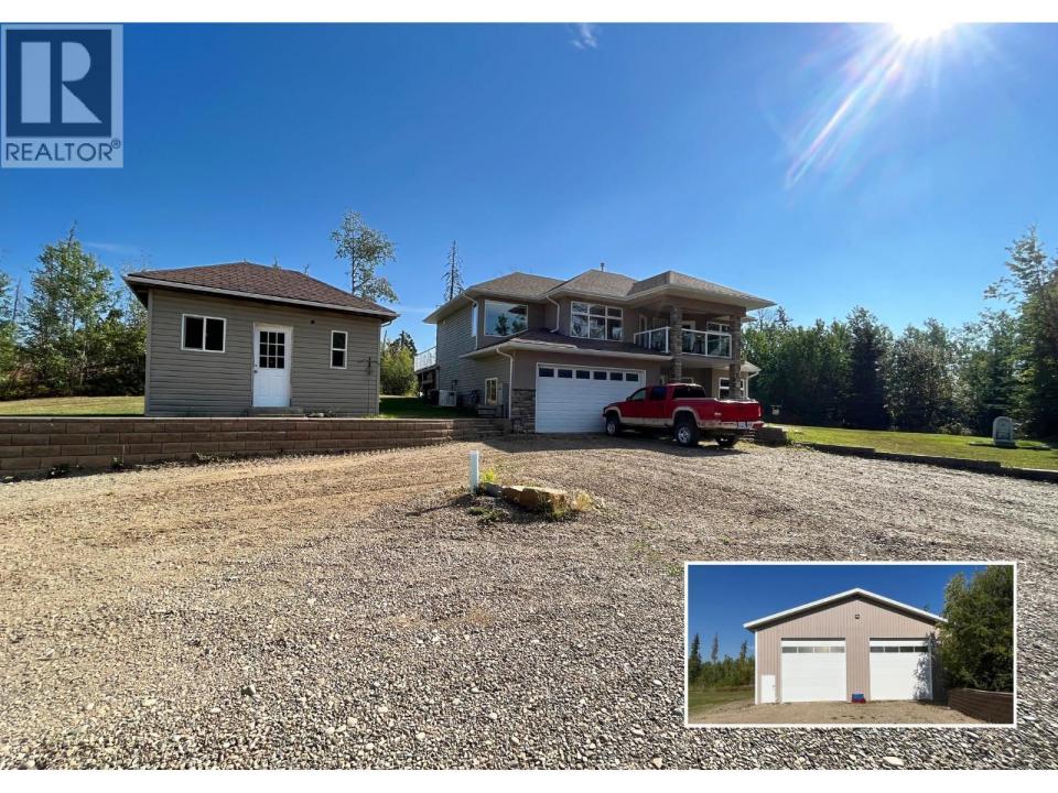 14802 PINECONE ROAD, Fort St. John, Columbia Britannica V0C 1H0, Canada