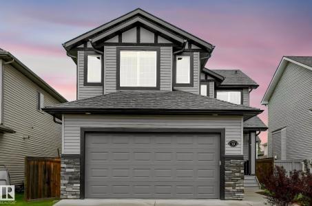 32 HARRINGTON BAY, Spruce Grove, Alberta T7X 0G7, Canadá