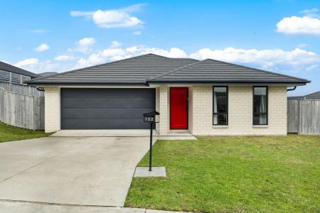 152 HARRIET JOHNSTON DRIVE, Pokeno, Waikato District 2402, New Zealand