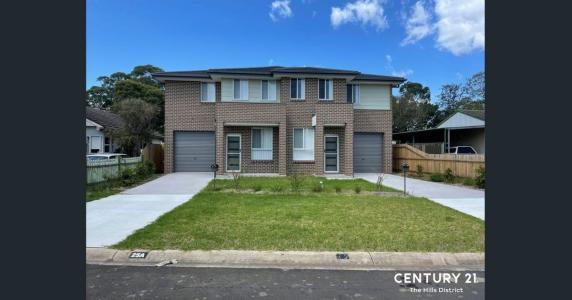 1/25A Parkland Avenue, Macquarie Fields, NSW 2564, Australia