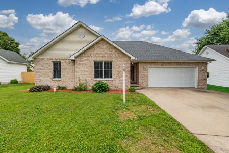 3465 Betty Jean LN, Terre Haute, 印第安纳州 47805, 美国