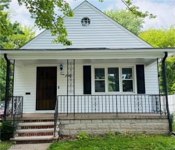 1040 W 18th Street, Lorain, Ohio 44052