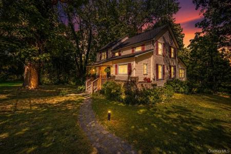 138 South Ohioville Road, New Paltz, New York 12561, USA