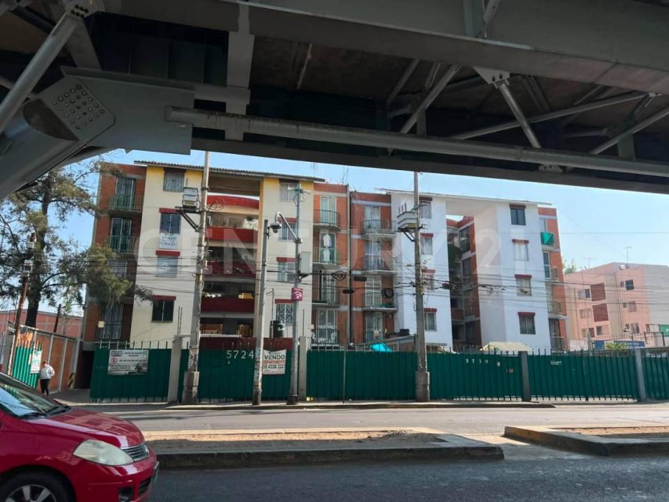 Av. Tláhuac 5730, Depto C-403,, Iztapalapa, Ciudad De México 09850, Mexique