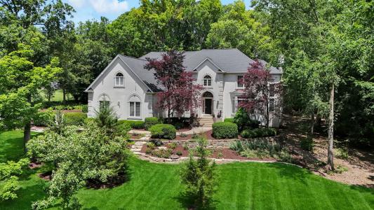 36W244 Fieldcrest Drive, St. Charles, Illinois 60175, Estados Unidos