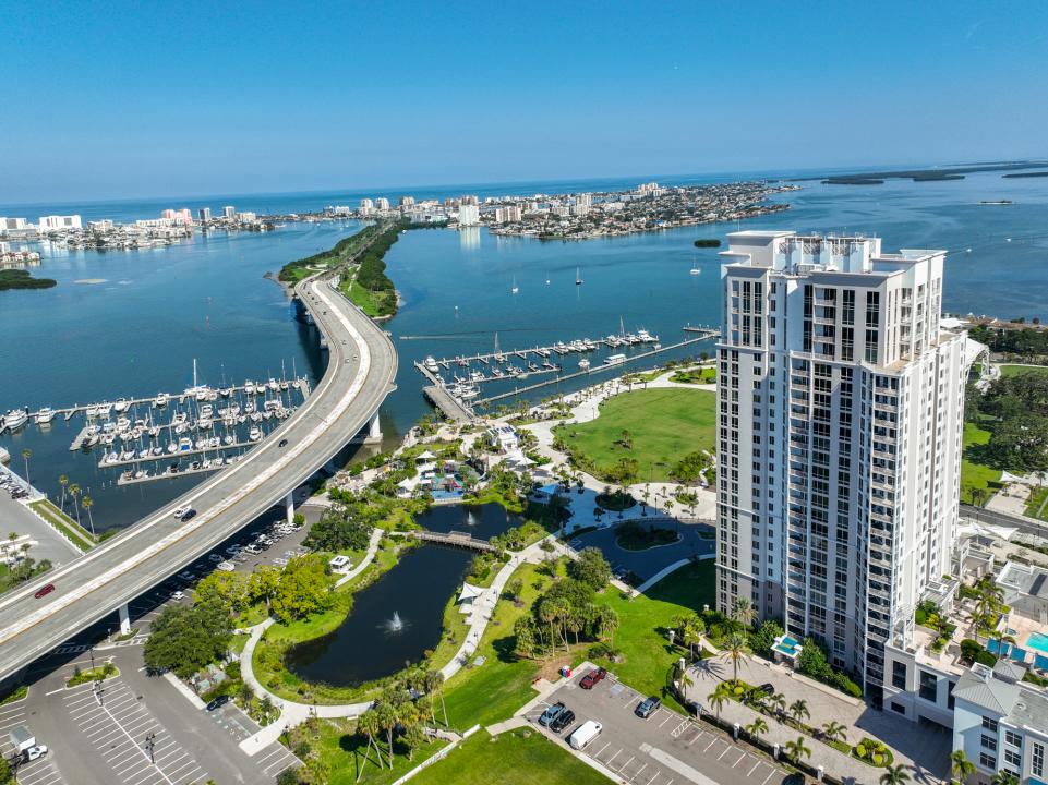 331 Cleveland St # 702, Clearwater, Floride 33755, États-Unis