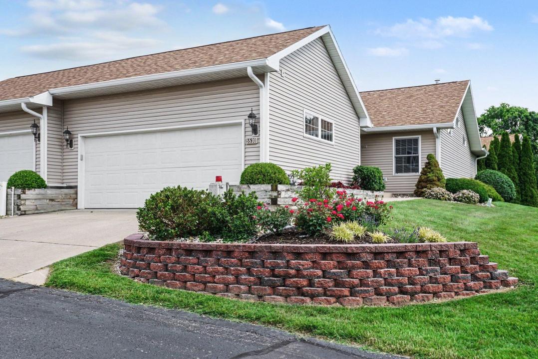 5530 Ivy Path , 3, Stevensville, Michigan 49127, USA