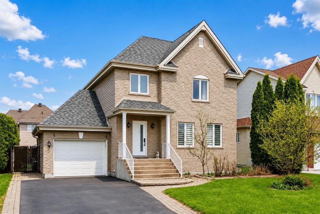 2795 Rue des Perce-Neige, Vaudreuil-Dorion, Quebec J7V 9T5, Kanada