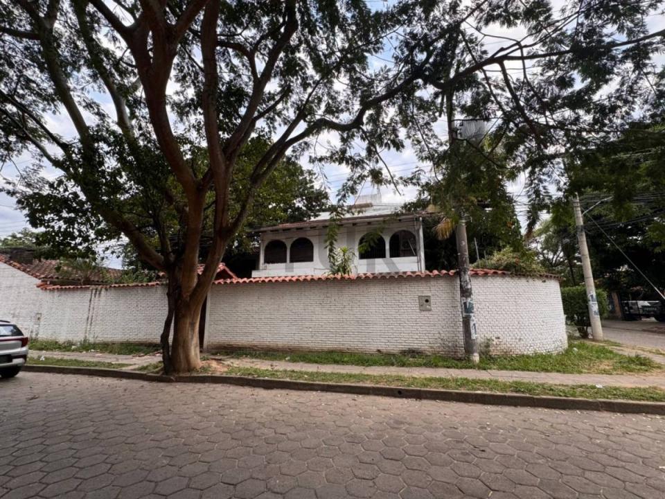 ZONA SURESTE AV TTE MAMERTO CUELLAR , Sur, Santa Cruz 00001, Bolívia