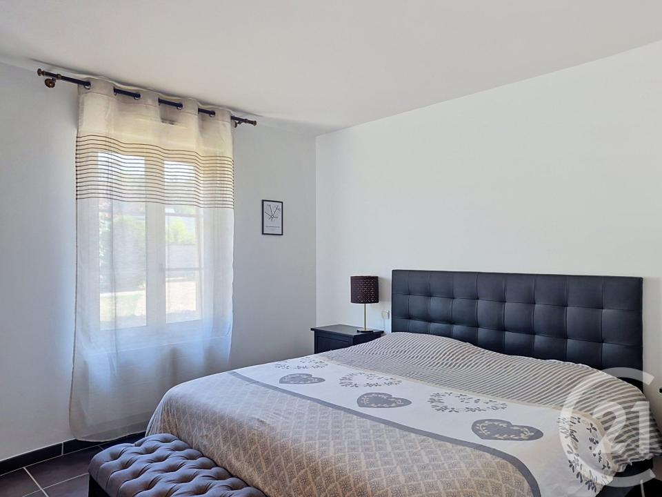 St Pierre Les Nemours, Ilha De França 77140, França