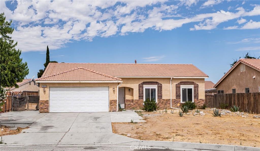 14626 Kelly, Adelanto, California 92301, Stati Uniti