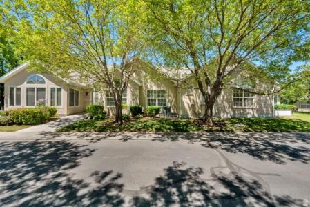 2136 W JORDAN VILLA DR, West Jordan, Utah 84088, États-Unis