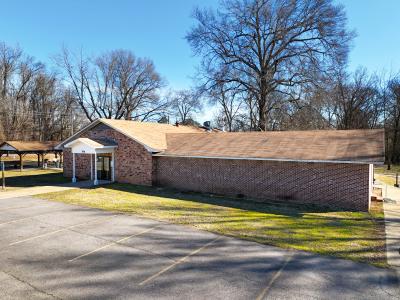 706 N Brown, Clarksville, Arkansas 72830, USA