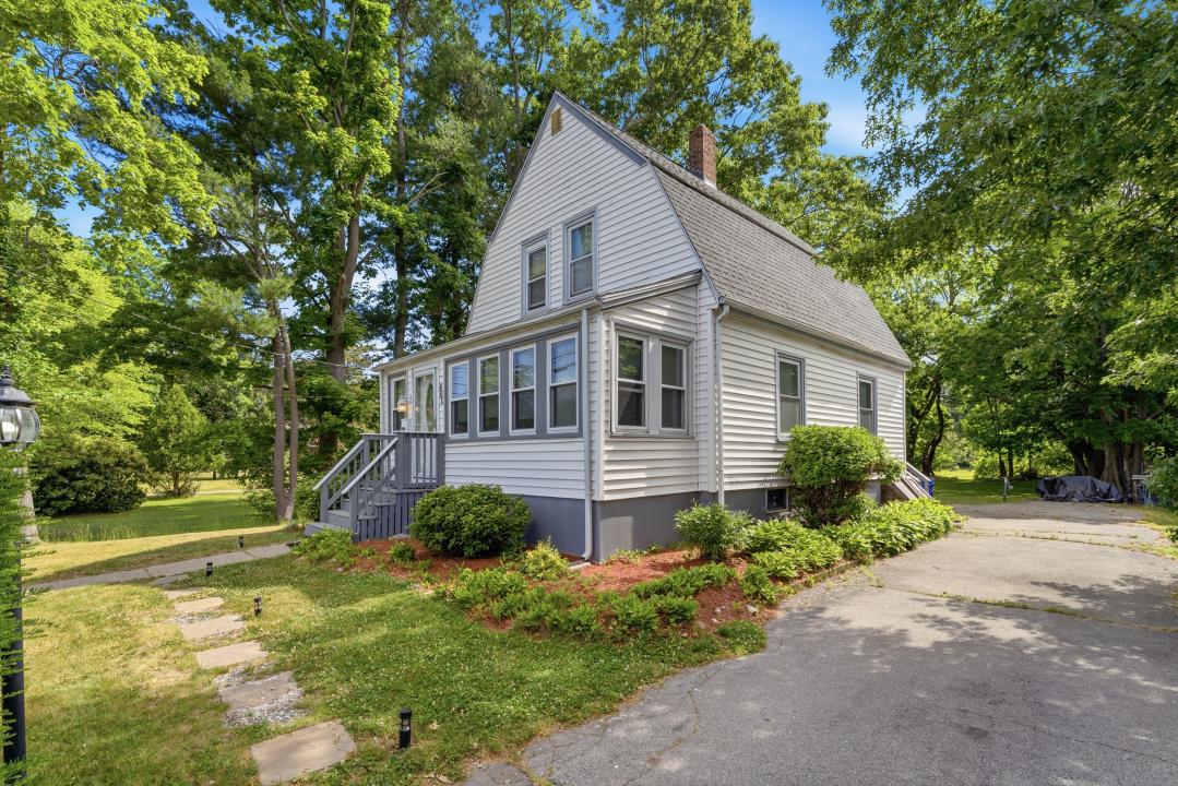 460 Salem Street, Rockland, Massachusetts 02370, États-Unis