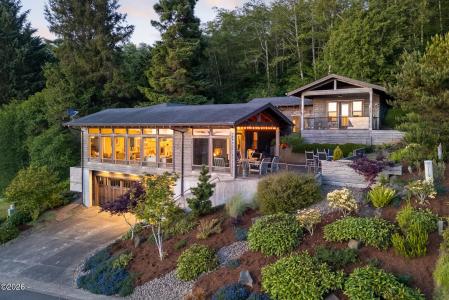 7730 Brooten Mountain Loop, Pacific City, Oregon 97135, USA
