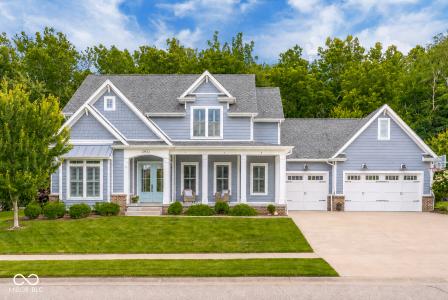 2013 Deer Creek Circle, Columbus, Indiana 47201, USA