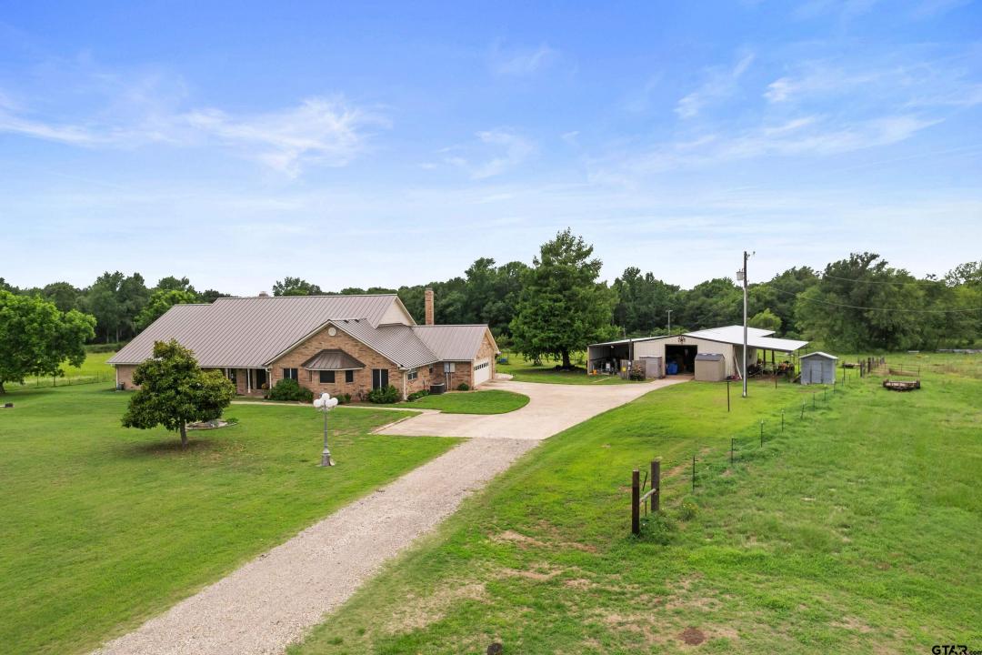 685 CR 1320, Bogata, Texas 75417, Estados Unidos