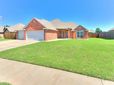 1059 Fox Run Lane, Blanchard, Oklahoma 73010, États-Unis
