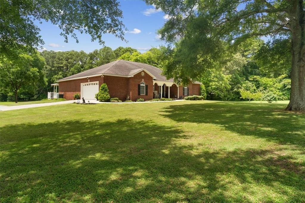 302 Tate Bend Road Nw, Calhoun, Georgia 30701, USA