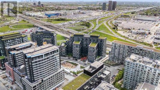 30 TRETTI WAY, Toronto (clanton Park), Ontario M3H 0E3, Canadá