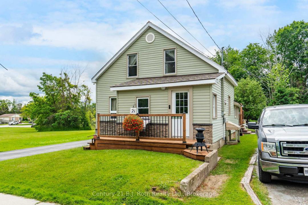 21 MAPLE STREET, Tay, Ontario L0K 2A0, Kanada