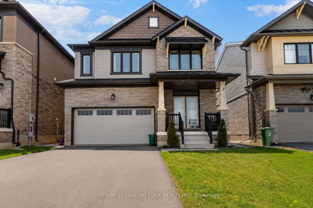 35 ROYAL COACHMAN WAY, Hamilton, Ontario L8J 0M2, Canada