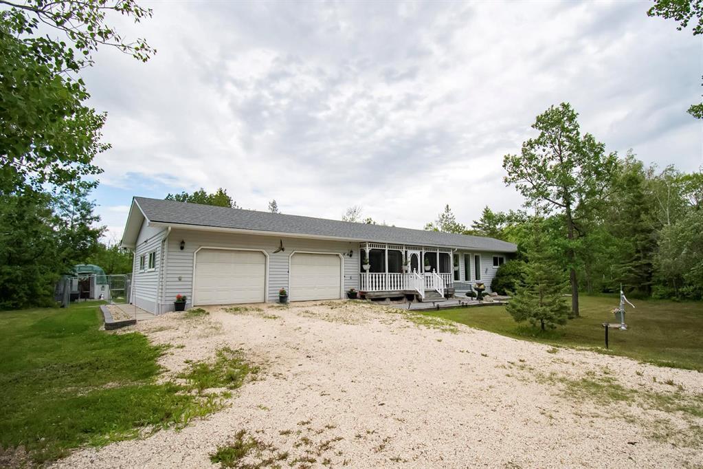 44 WILLOW STREET, East Selkirk, Manitoba R0E 0M0, Canada