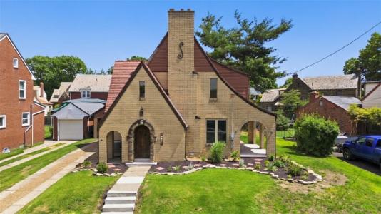 813 Locust Street Ext, New Kensington, Pennsylvania 15068, USA