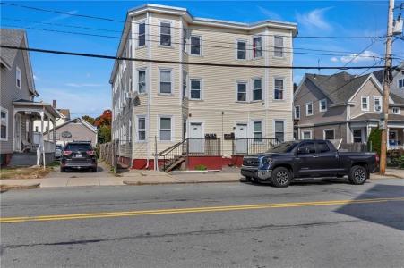 111 Pocasset Avenue , 1, Providence, Rhode Island 02909, USA