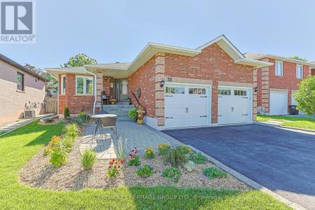 31 FOX RUN LANE, Bradford West Gwillimbury (bradford), Ontario L3Z 2J1, Canada