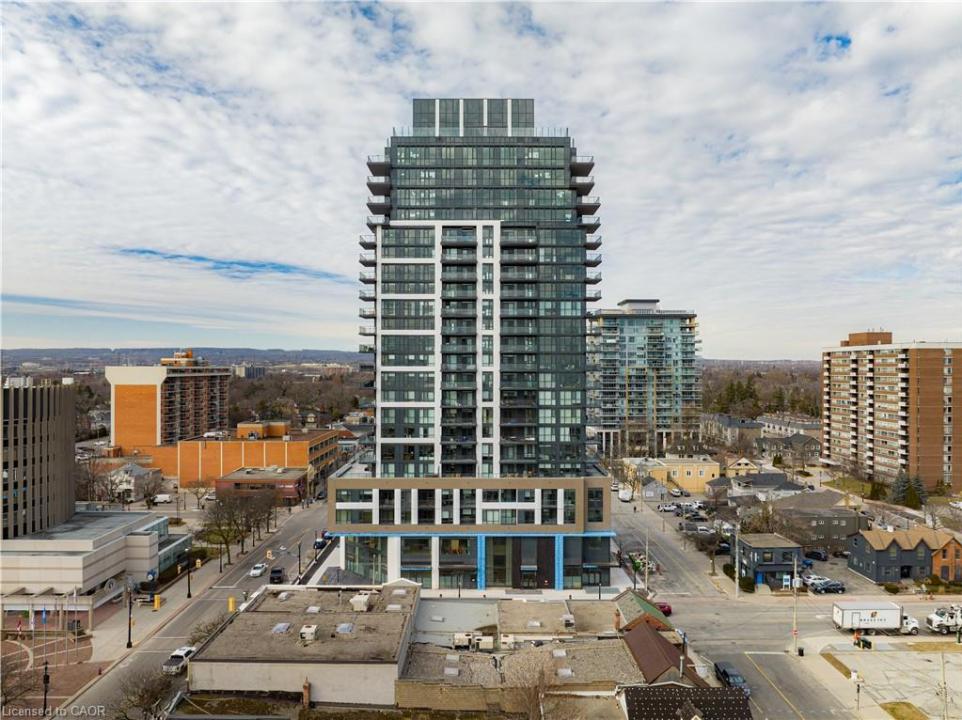 2007 JAMES STREET, Burlington, Ontario L7R 0G7, Canada