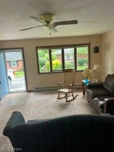 1926 Maple Street #c, Salem, Ohio 44460, États-Unis
