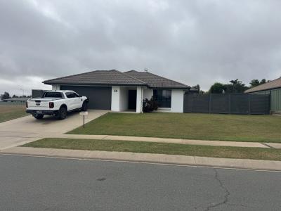 38 Naumann Street, Moranbah, QLD 4744, Australia