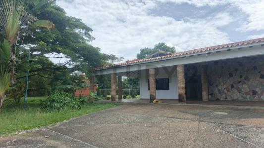 Casa Miel Casa en Venta Safari Casa Miel, Tocuyito, Carabobo 2035, Venezuela