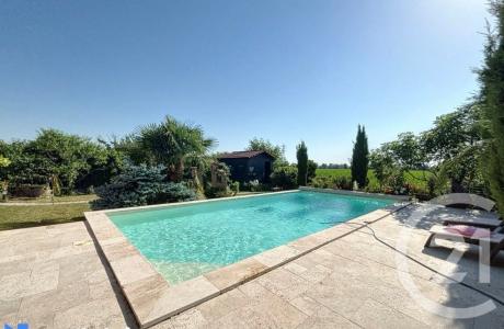 Menetrol, Auvergne 63200, France