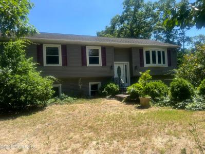 160 Lanes Pond Rd., Howell, New Jersey 07731, USA